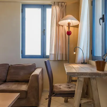 Nais & Apartment Chania (Crete)